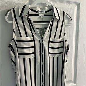 Express Black and White Sleeveless Portofino Collar Shirt - Slim Fit